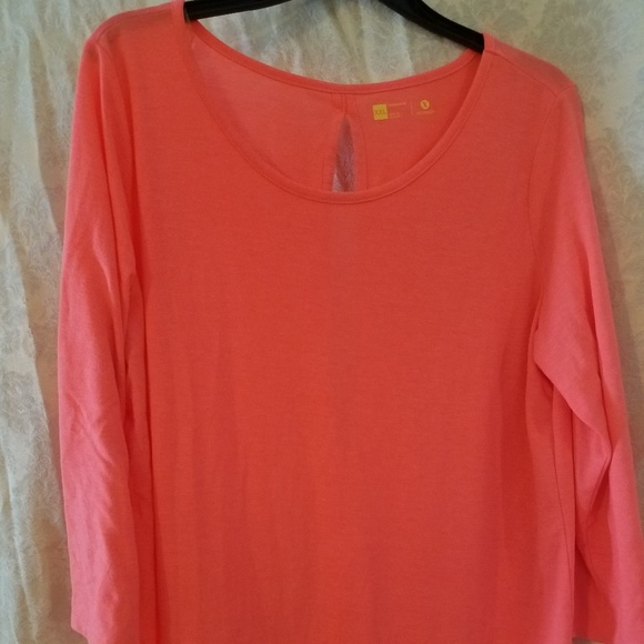 Xersion Tops - Xersion Cute hot pink long-sleeve open-back